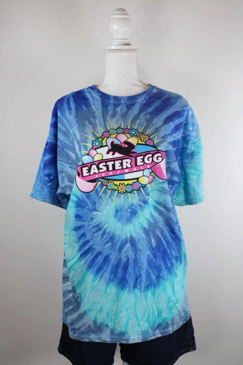 Vintage Easter Egg T-Shirt ( XL)-- Polka Dot Checkered Tartan