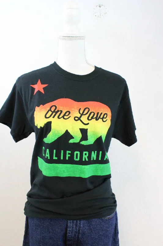 Vintage California T-Shirt (S)-- Casual Formal Business