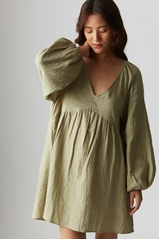 Karmen Dress : Sage Tunics Satin smooth