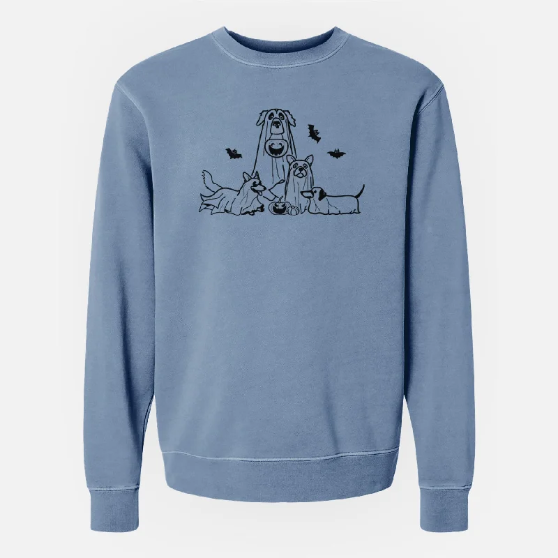 Ghost Pups - Unisex Pigment Dyed Crew Sweatshirt Hoodie with Cropped Fit Short Trendy