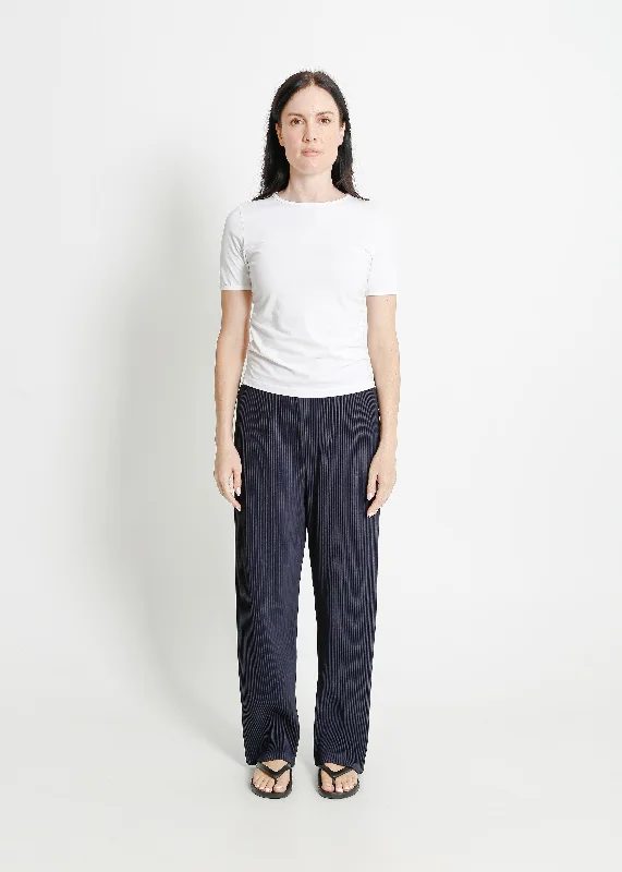 ROMEO PLEAT PANT / NAVY Chic Capri Pants