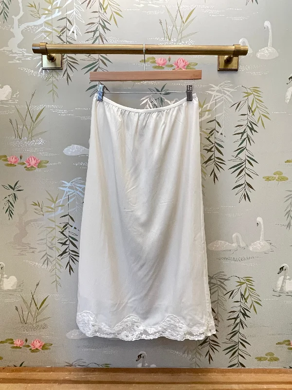 The Megan Skirt pleated skirt texture