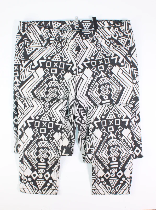 DIVIDED BLACK AND WHITE PATTERNED PANTS SIZE 10 PRE-LOVED Comfortable Denim Leggings