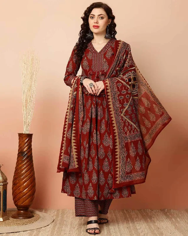 Women's Red Viscose Printed Kurta And Pant Set With Dupatta - Alvami Fashionable Track Pants