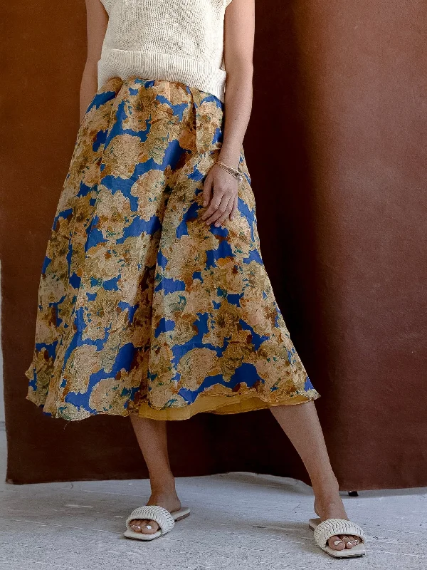 Laurel Floral Midi Skirt lightweight skirt design