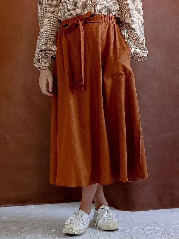 Gilmore Midi Skirt flowy skirt hem