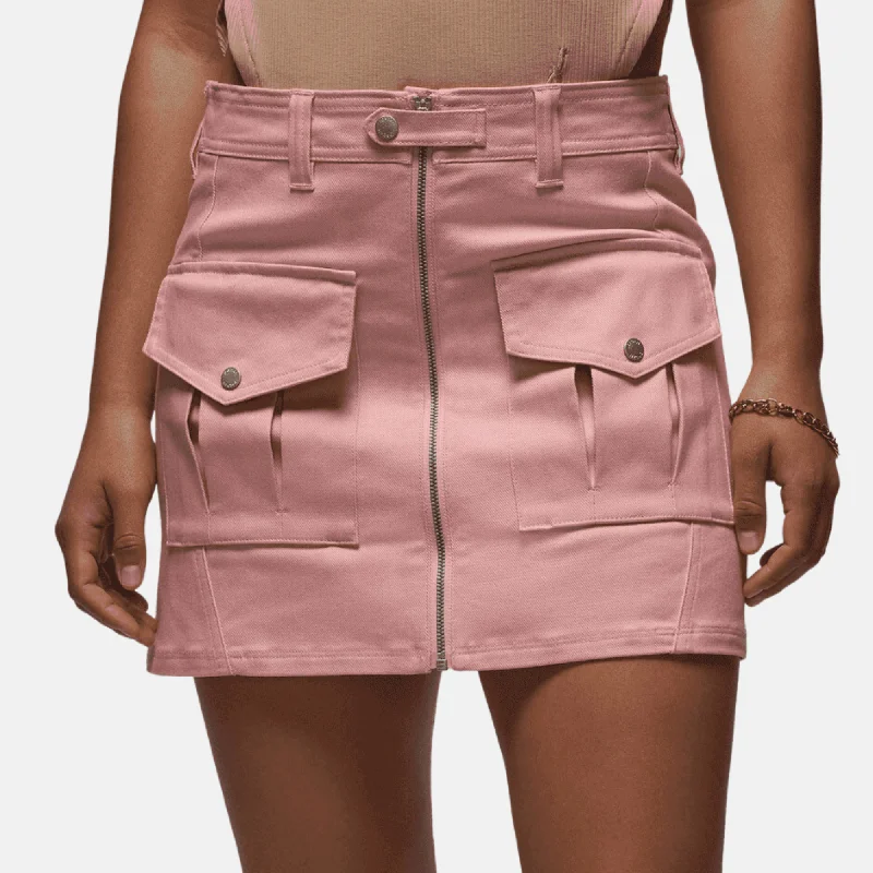 Air Jordan Women's Pink Utility Skirt spandex blend skirt