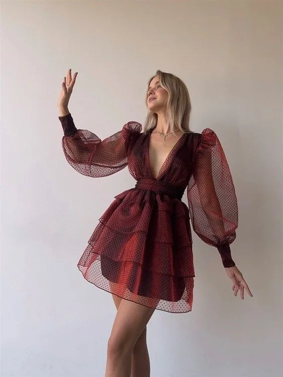 Burgundy Polka Dots Mesh Tiered Ruffled Mini Length Tulle Short Prom Dresses Sexy Deep V Neck Latern Sleeve Party Dress       cg25115 Boat Neckline Classic