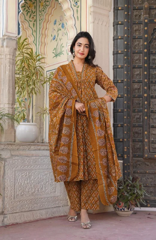 Women's Ready To Wear A-Line Anarkali Kurti-Pant-Dupatta - Ethnicmix Cozy Full-Length Pants